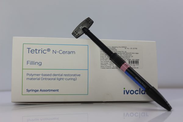 Tetric n ceram syringes